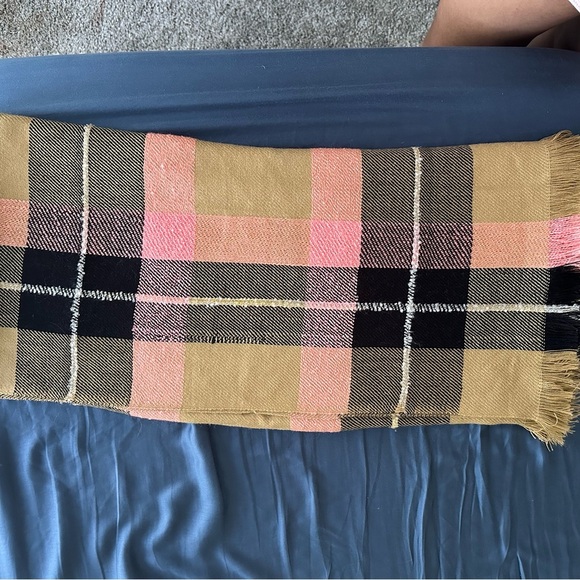 Luxury scarf made in India - Picture 3 of 4